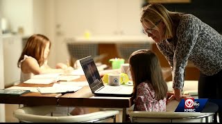 Stilwell woman creates website to help families with schedules