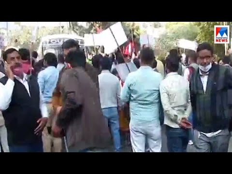'തടങ്കൽ' കർഷകരെ തുണച്ചതിനാൽ; ഏറ്റുമുട്ടി പൊലീസും പ്രവർത്തകരും  | Delhi protest