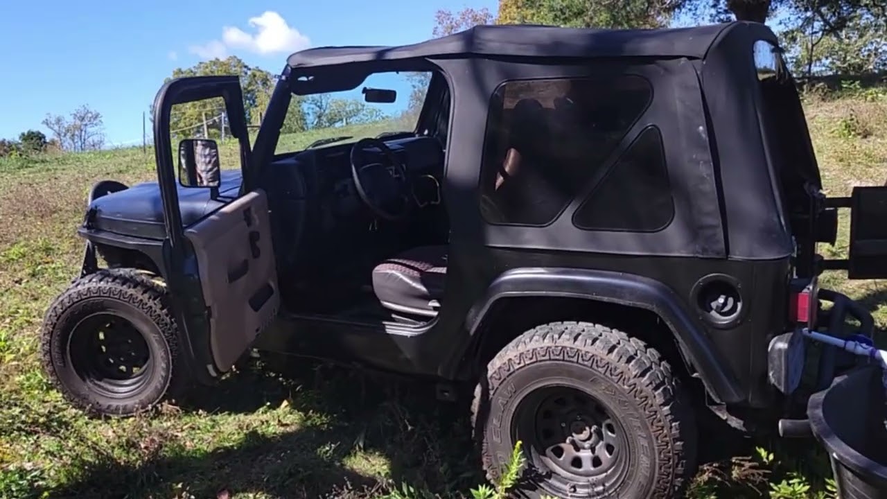 Простой способ наполнить поилки для скота.