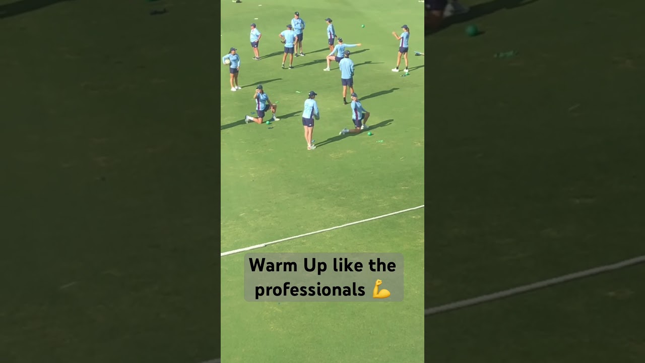 Nice little cricket warm up drill you can do with a partner prior to taking the field 🏏