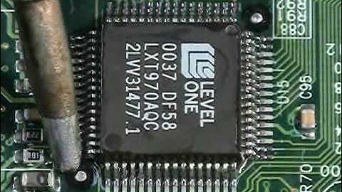 Professional Surface Mount Soldering - How To:   QFP 64  (Drag Solder)