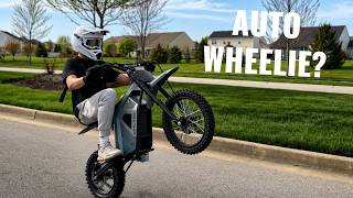 This E-Bike wheelies Itself!