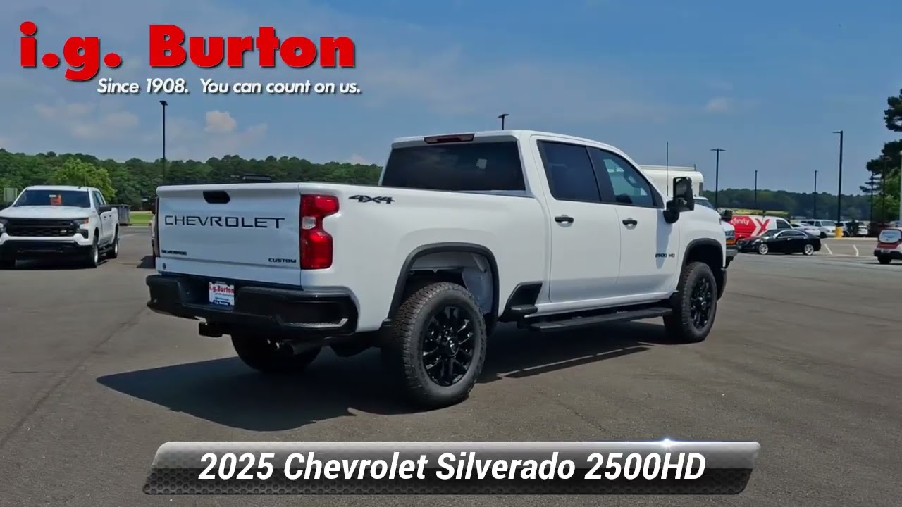 New 2025 Chevrolet Silverado 2500HD 4WD Crew Cab Standard Bed Custom, Berlin, MD B25-1473