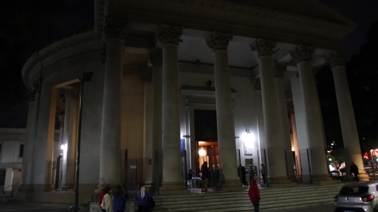 Mons. Jorge García Cuerva en parroquia Inmaculada Concepción de Belgrano