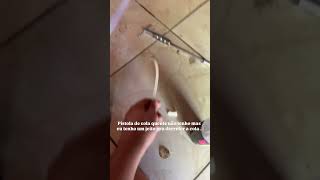 Derretendo cola quente no maçarico