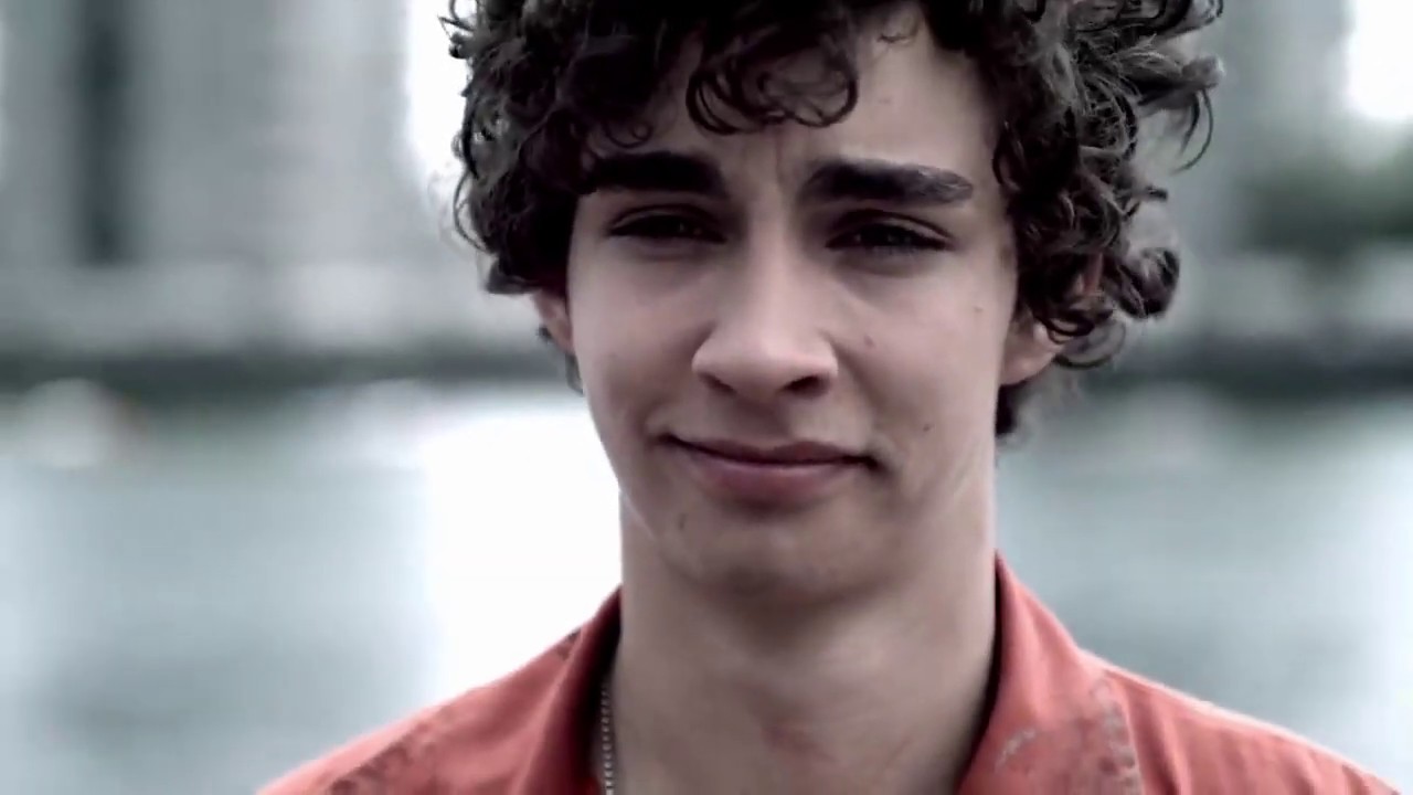 Отбросы 1 сезон 1 серия - YouTube