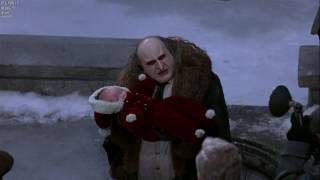 Penguin saves baby | Batman Returns