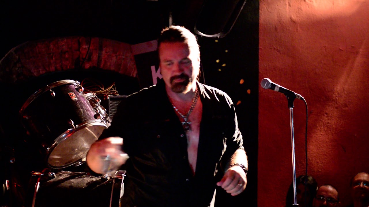 RUSSELL ALLEN - "The Accolade / Out of the ashes" live in Genoa 2016