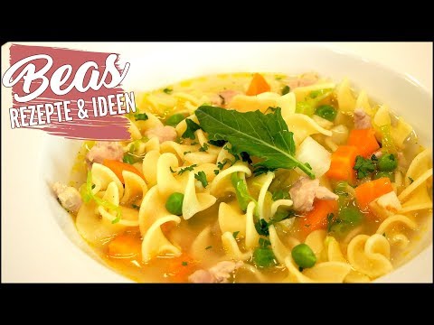 Video: Nudelsuppe Mit Hühnchen