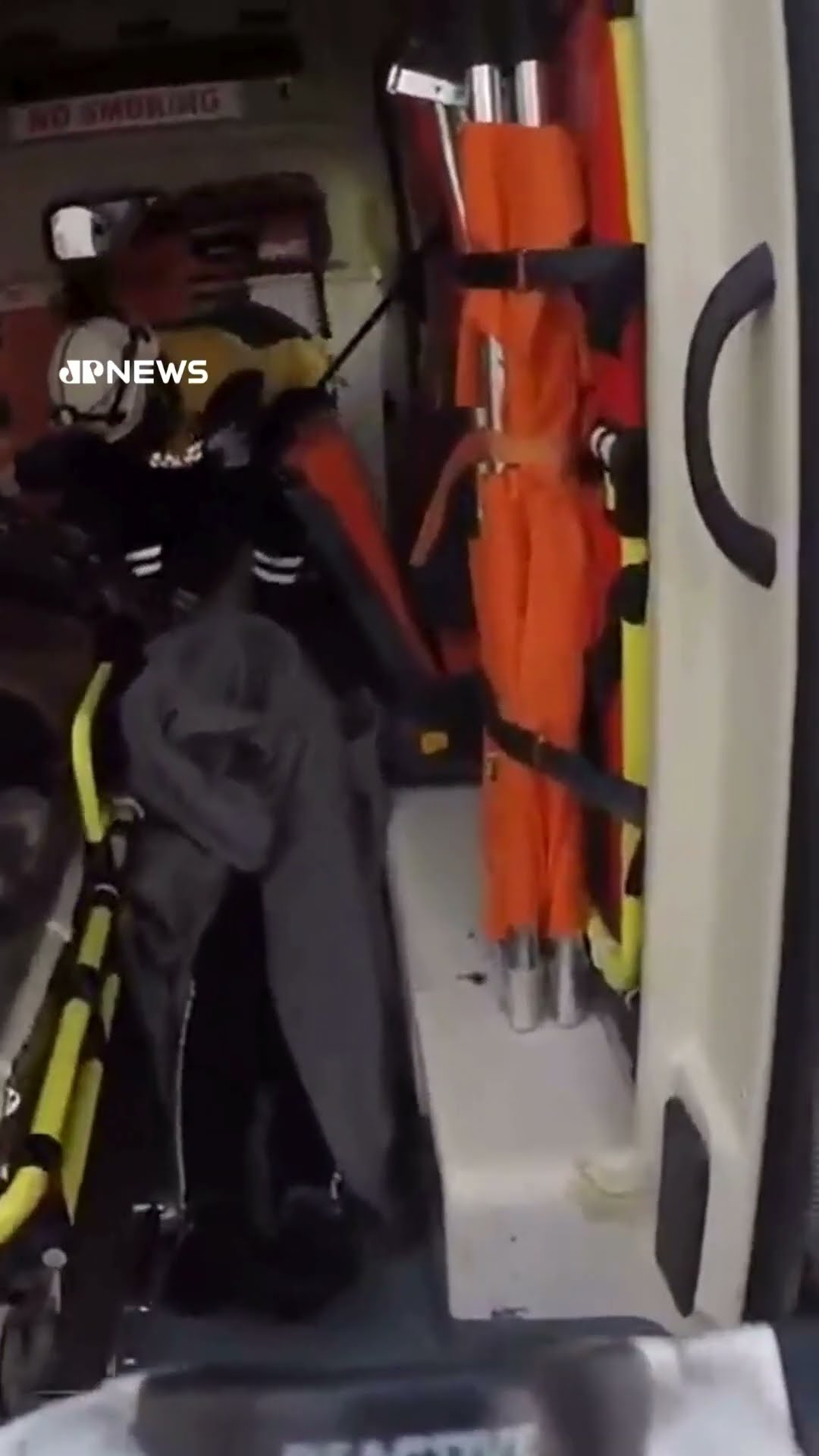 Ataque com carro-bomba deixa ao menos 20 mortos na Síria #shorts