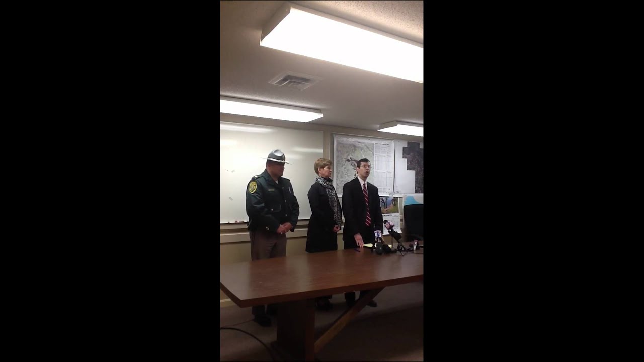 Greenland, N.H. police chief shot dead, four officers injured YouTube