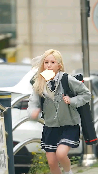 viviz go to school 🏫 #viviz #gfriend #eunha #sinb #umji