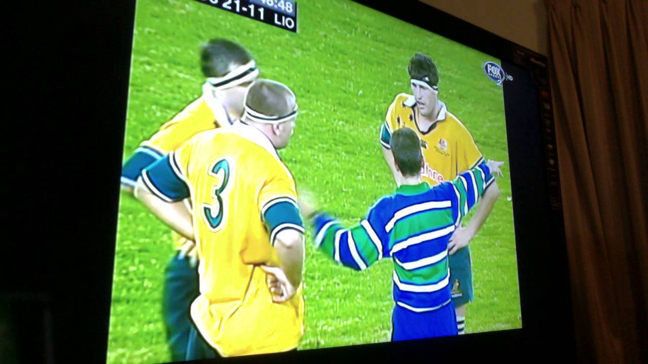 Nick Stiles rucking vs Lions 2001