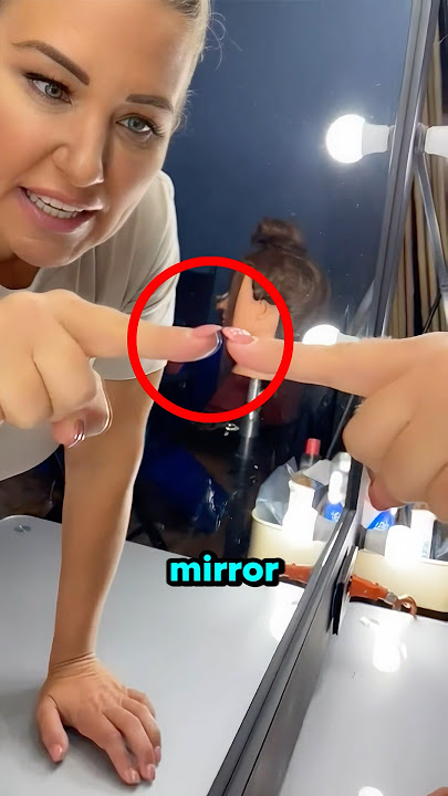 How to Spot a Two Way Mirror!😱