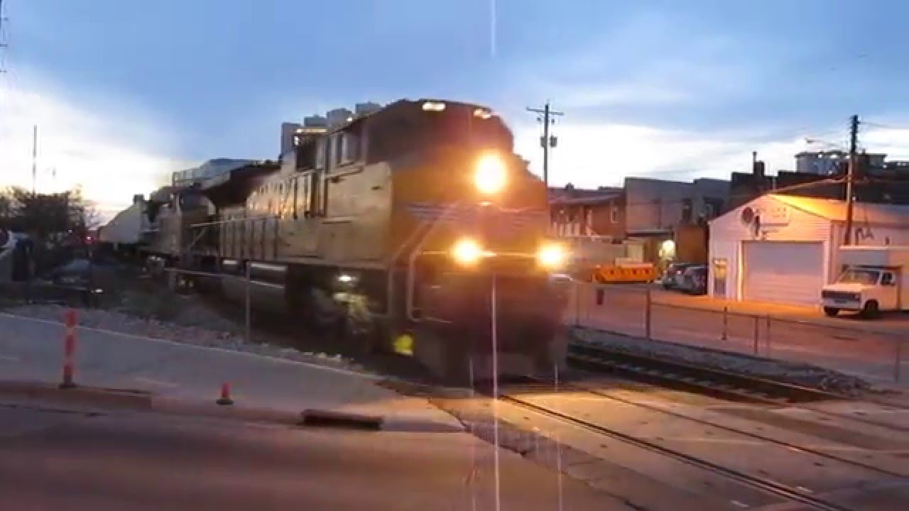 Union Pacific IHOG4 at Normal, IL - Jan. 30, 2016