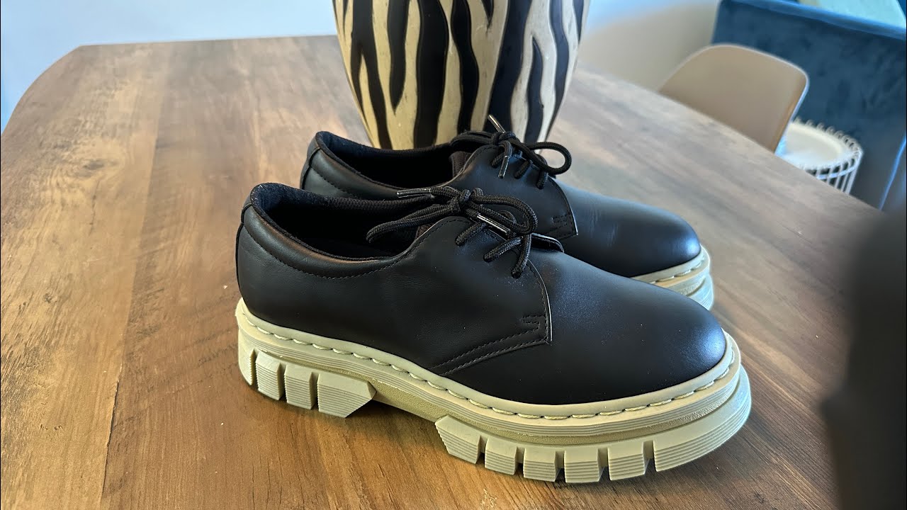 Dr martens for feet — black rikard derbys review - YouTube