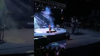 Melike Şahin - Dön Ne Olur (Ebru Gündeş Cover) / İzmir Kültürpark Açıkhava - 15.06.2022