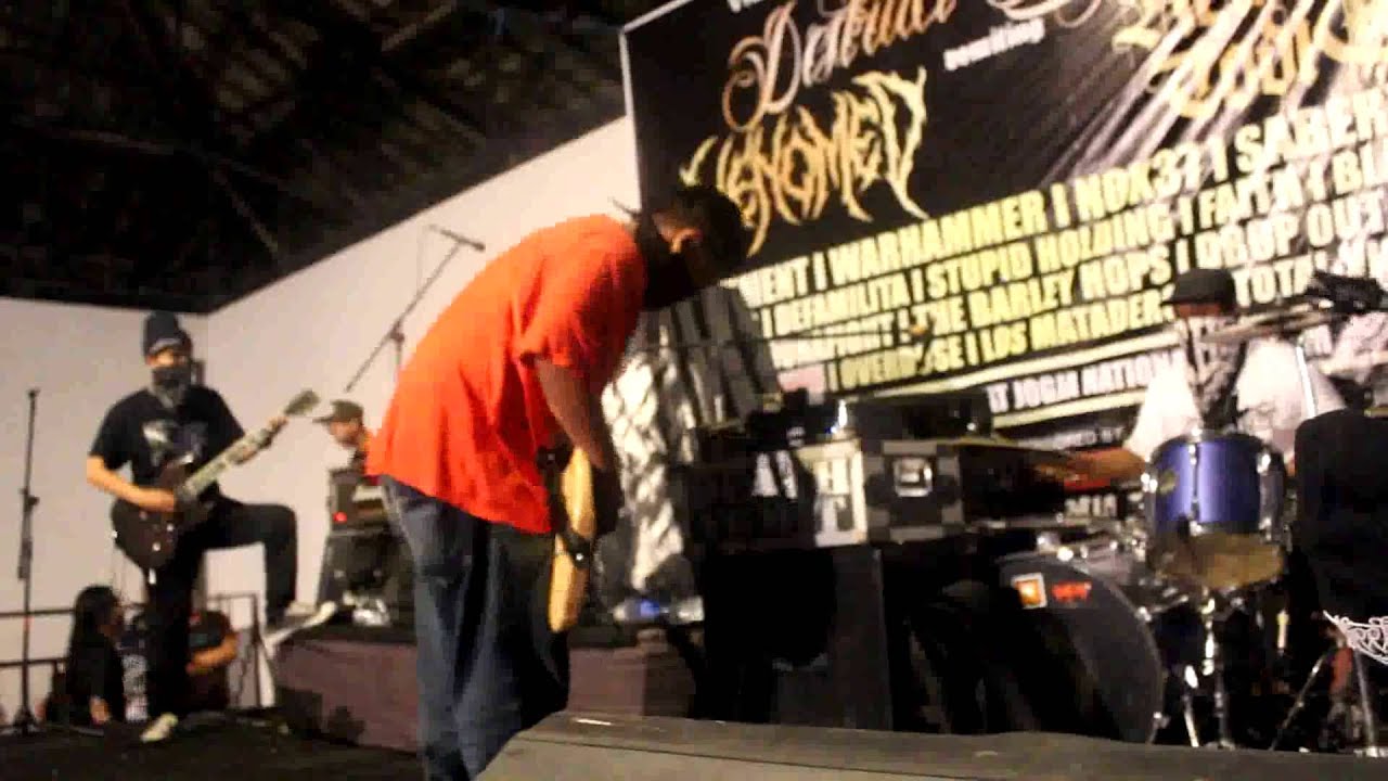 SABERTOOTH - UNDEFEATED BEAST (intro) + CARYING THIS TORCH (PROVIDENCE cover)