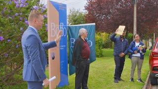 Auction Day -12 Vinall Road, Modbury with AnnaMaria Varelias from Boffo Real Estate Auction Day -12 Vinall Road, Modbury with AnnaMaria Varelias from Boffo Real Estate