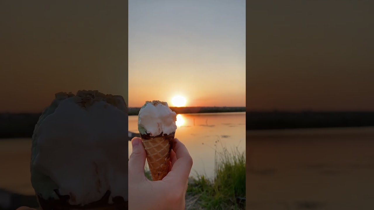 Ice cream 🍦 on the sunset. Sanya plus Tanya. Морозиво на заході сонця