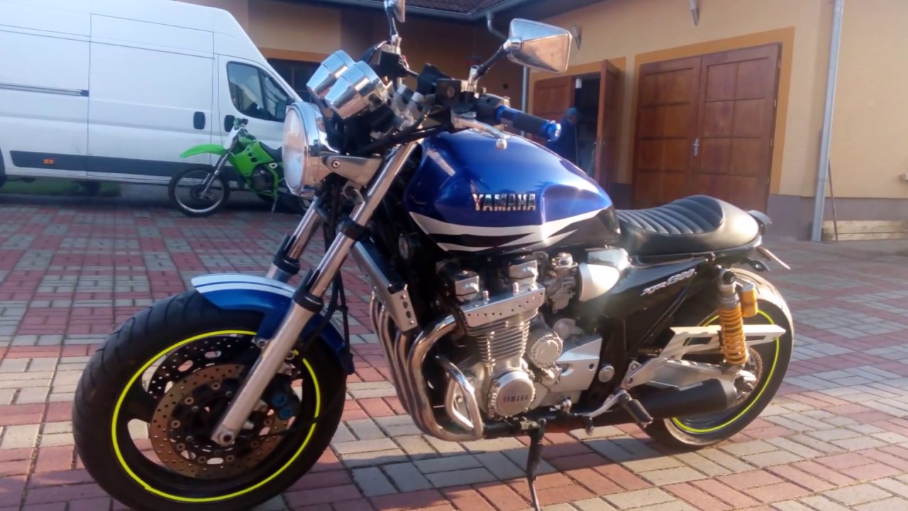 Yamaha Xjr 1300 Cafe Racer Youtube