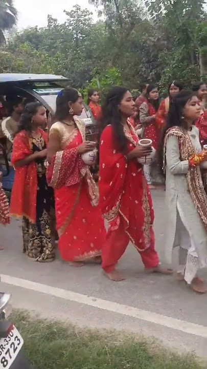 Chal Re kanwariya Shiv Ke Dham