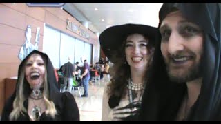 Vlogging like its 2009 at PAX East 2025