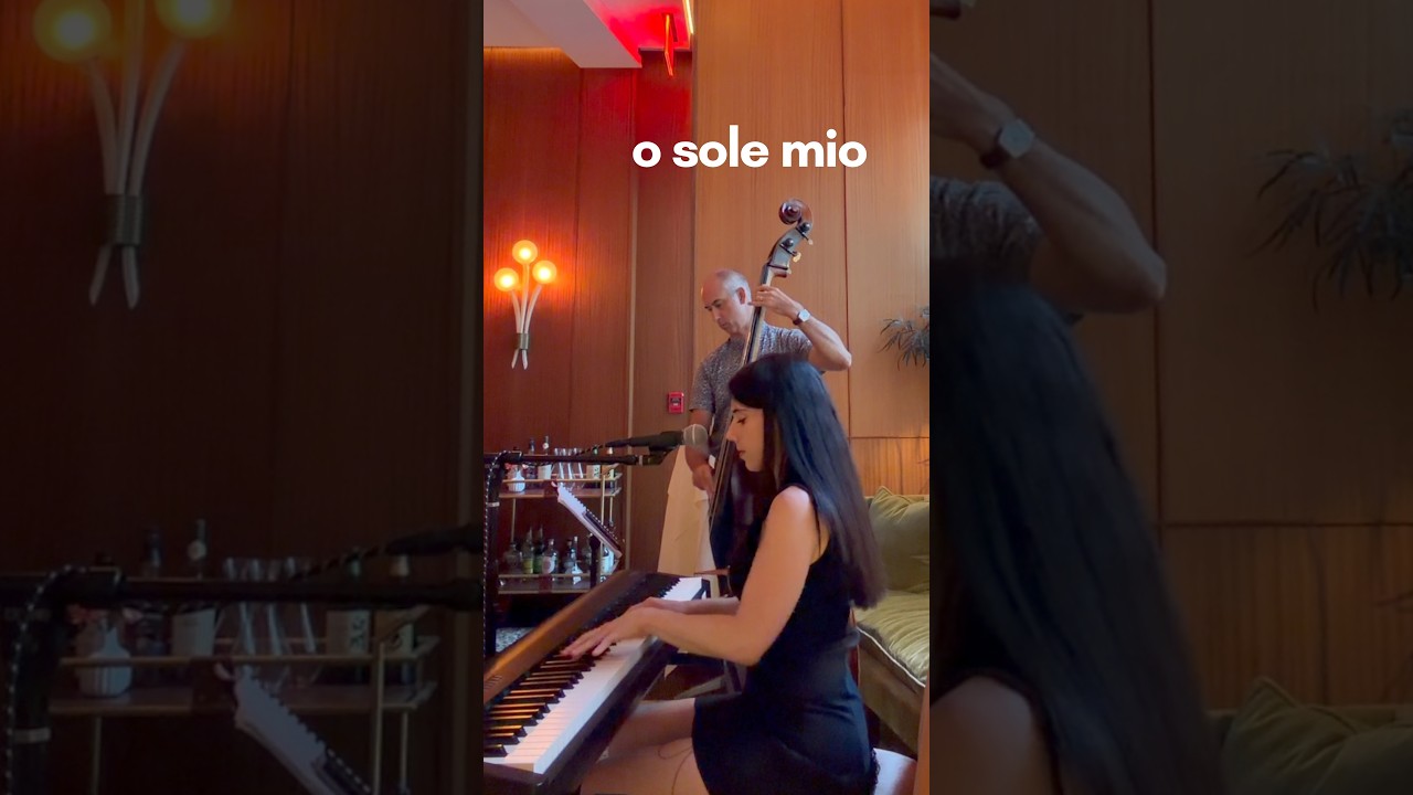 Maria Kaushansky Performs 