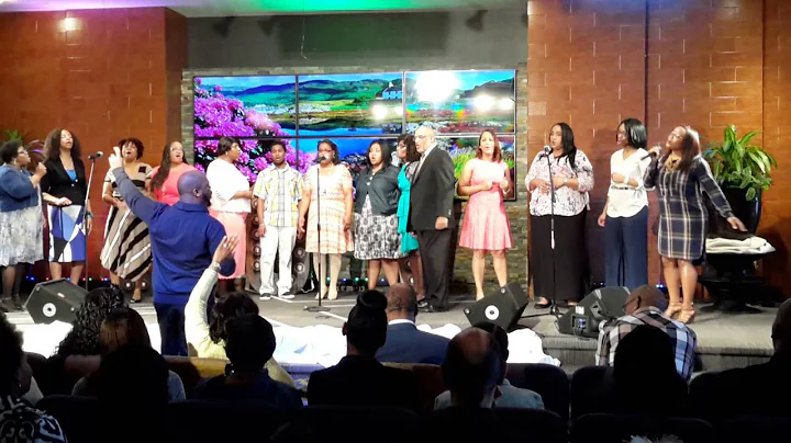 EAC Choir singing Worth! Lead by Kendra Galloway