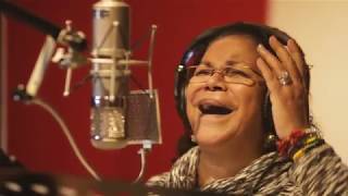 Eva Ayllón Yo Me Quedo Aquí