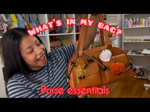 What's in my bag? Coach Twin TURNLOCK in Toffee 🫶🏽 purse