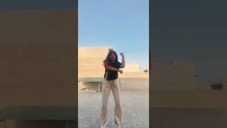 Cham cham krti 🎵🫵🏻….. #shortvideo #dance #youtubeshorts #viral #ytshorts