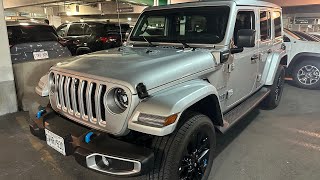 Jeep Wrangler E with electric folding sunroof - National Car Rental screenshot 5