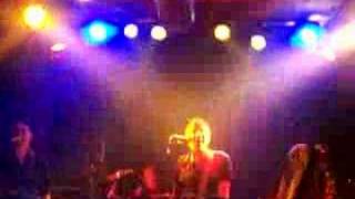 Frontkick - heartbreak hotel