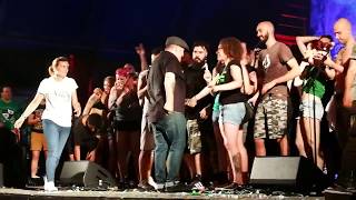 Video thumbnail of "Dropkick Murphys - I'm shipping up to Boston / Until the next time (Milano Italy 2017)"