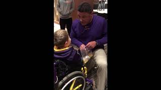 Ed Orgeron meets LSU superfan Colton Moore in Tuscaloosa before Alabama game