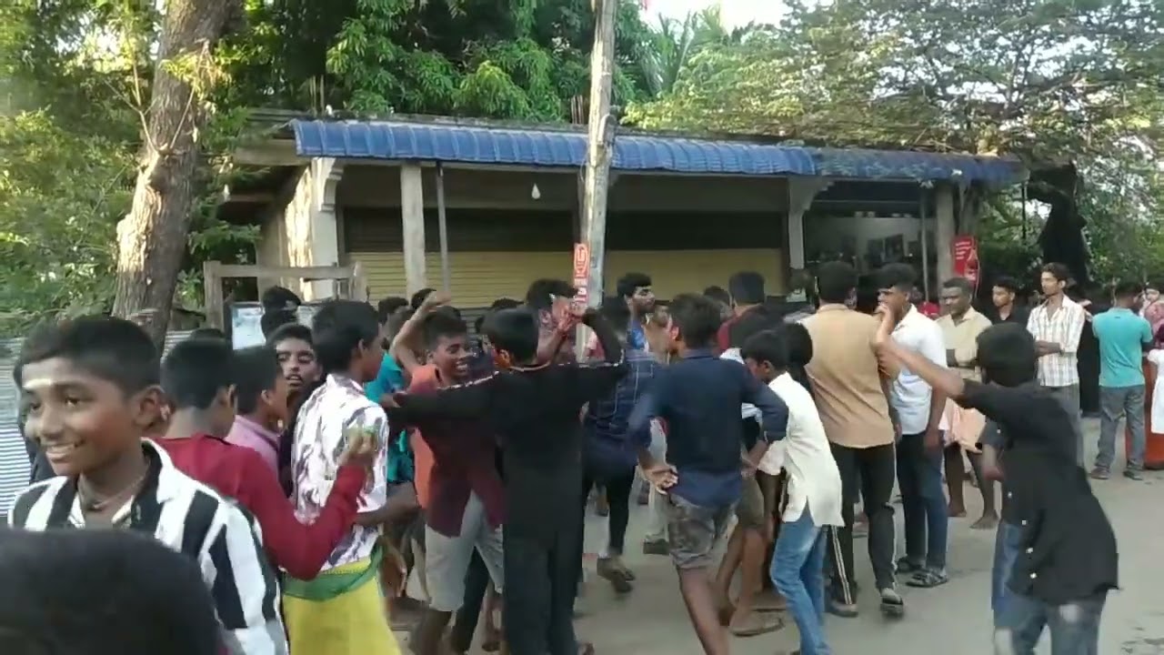  ஆட்டோகாரன் ஆட்டோக்காரன் நாளும் தெரிஞ்ச ரூட்டுக்காரன் Naan autokaaran autokaaranan song #papare