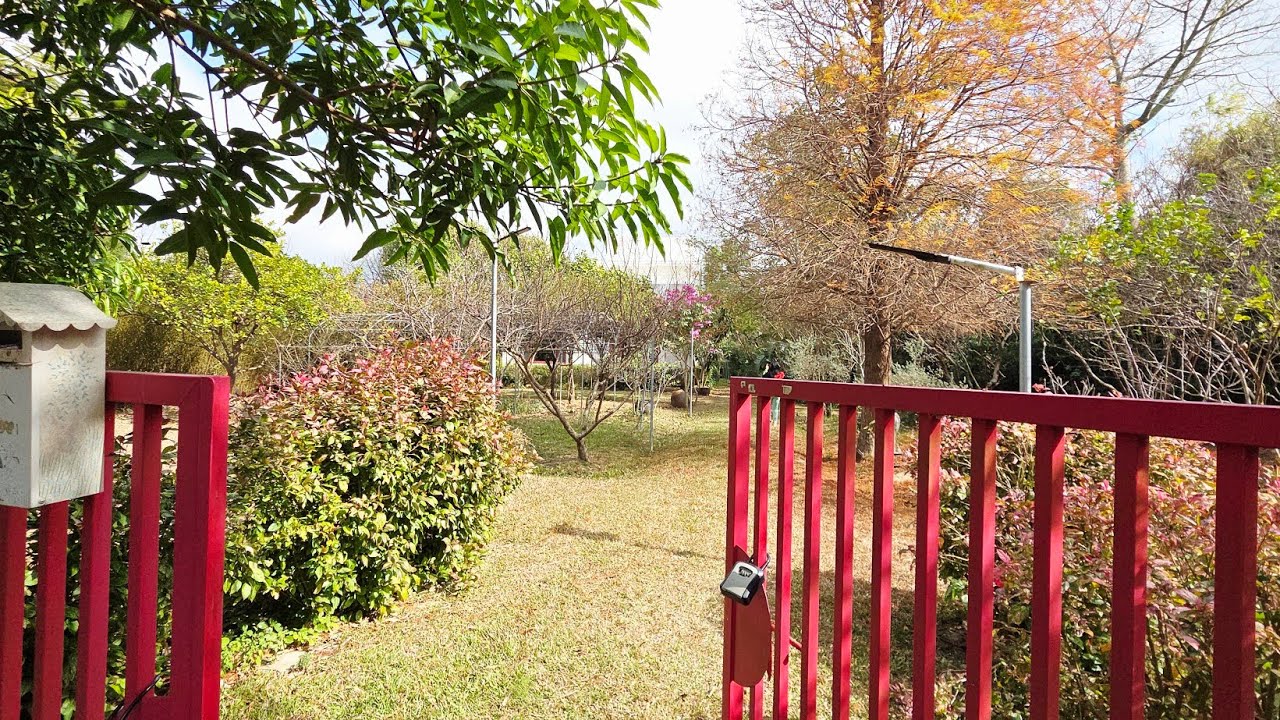 🎉物以稀為貴台中市區朝南合法農舍獨門獨門獨院獨棟古色古香42坪（友善道路）2XXX萬莊園農地993坪前院後院花園果樹有自來水有電可停多車養生退休渡假近后里麗寶外埔交流道0977188512傅晏棠房地產