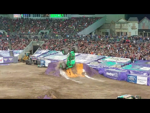 Grave Digger's Dennis Anderson Career Ending Injury Last Race Tampa 2017