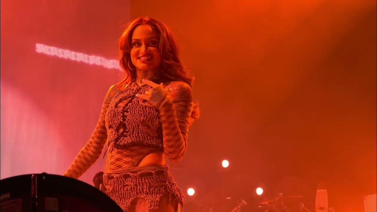 Kehlani Tangerine Blue Water Road Tour 4/12/22 YouTube