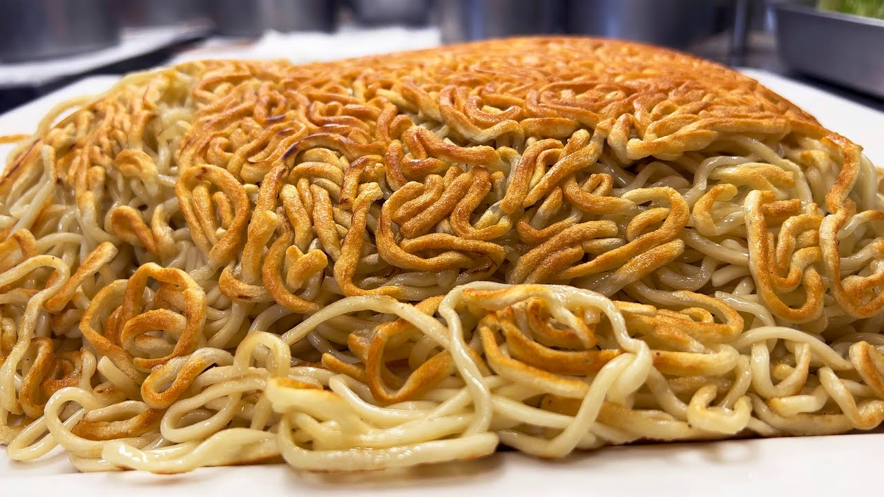 牛すじ焼きそば　Fried noodle with beef tendon【飯テロ】