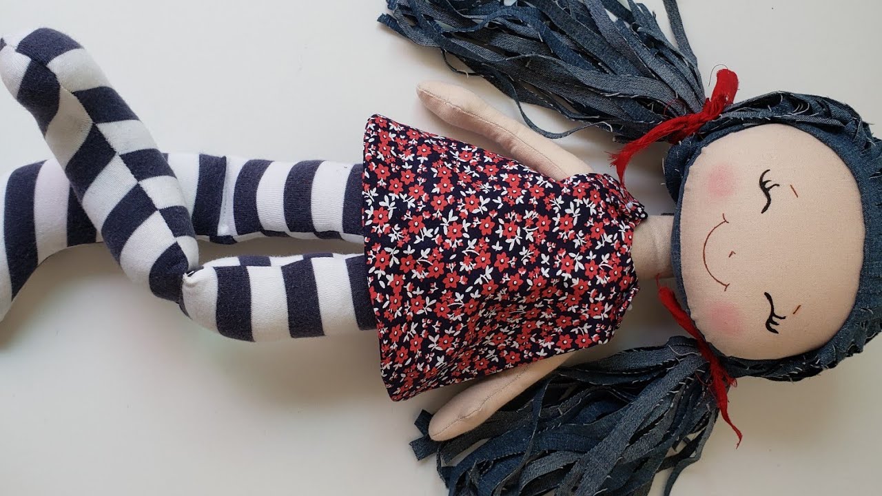 BONECA DE CABELO JEANS/RECICLAGEM/UPCYCLING/SUSTENTABILIDADE 🪡🌍