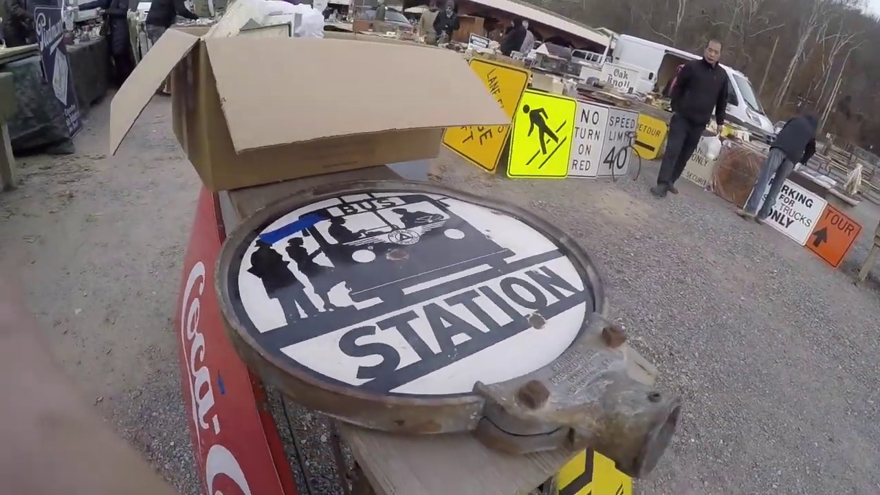 Shopping lambertville flea market With blue bus Dave Finding jewelry