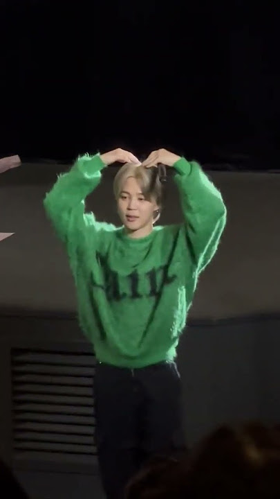 My heart 🤏 | #shorts#jimin #parkjimin#JiminsProductionDiary#vlive#지민#프로덕션다이어리#bts#방탄소년단#weverse_live