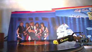 220V  -  The Tower - Electric Messengers - In The End screenshot 5