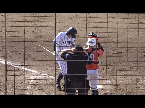 2021/10/30　辻本倫太郎 （仙台大学）　2年秋　三遊間を抜く左安打