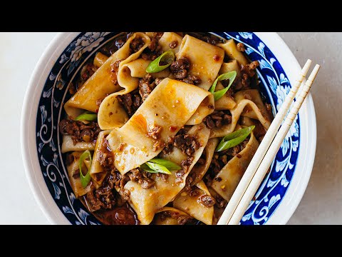 Hot ’N’ Spicy Homemade Noodles | SO VEGAN