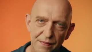 Łysy Typ Obraża Ludzi