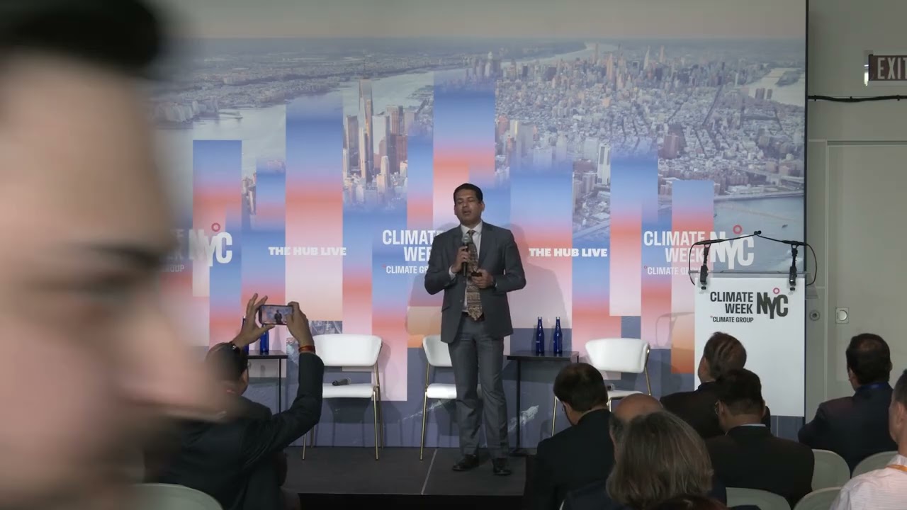 Cover image for India Charts Path to 800 GW Clean Energy by 2036, Pitches $220B to Global Capital