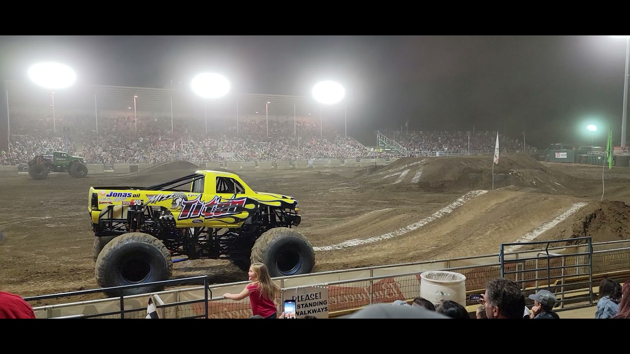 West Coast Monster Truck Nationals Red Bluff, CA 9/2/21 Racing